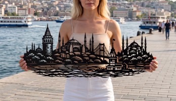 İstanbul Silüeti Lazer Kesim Metal Tablo Şehir Temalı Duvar Dekoru