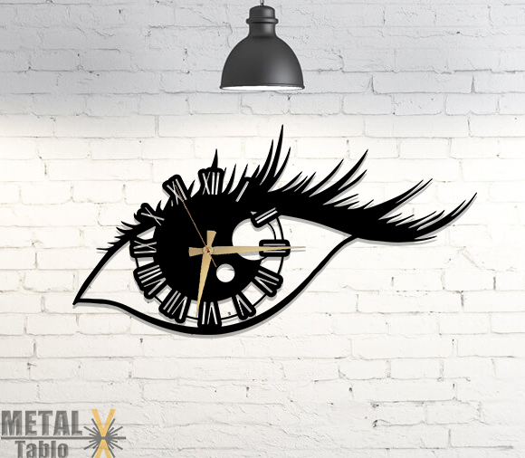 Göz Üzerine Roma Rakamlı Metal Duvar Saati